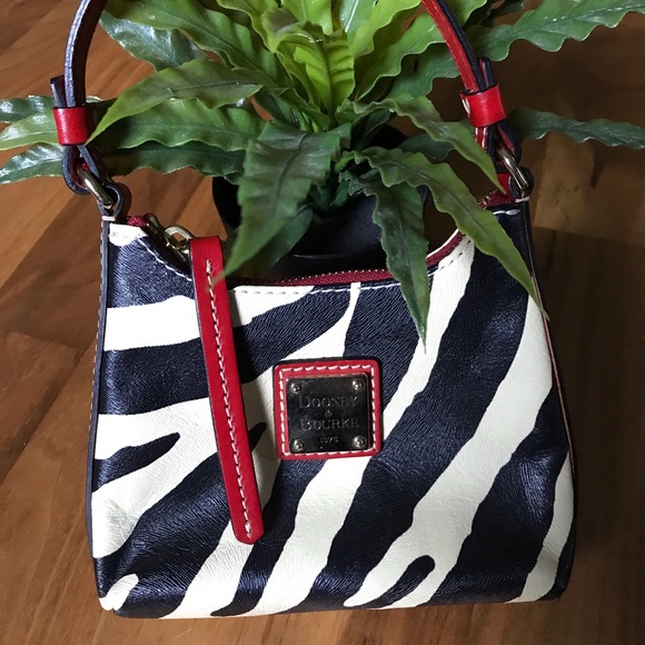 Dooney & Bourke Handbags - DOONEY & BOURKE
